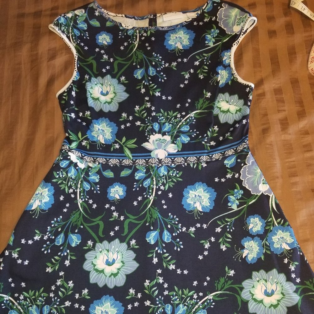 NY&Co Blue Floral Dress with pockets!